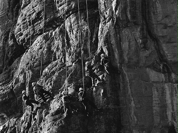 “红旗渠水利工程档案”入选第六批《中国档案文献遗产名录》