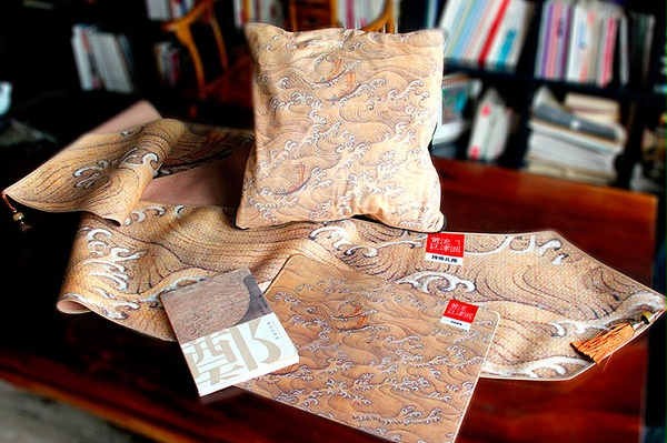 郑有千秋-黄流巨津图